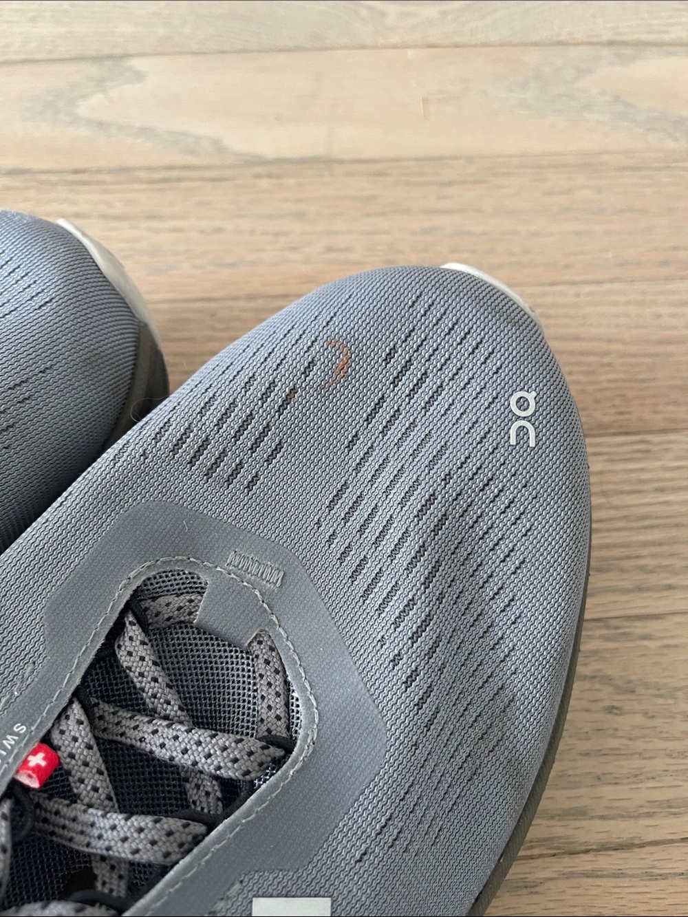On Running Men's Grey and Brown Cloudnova x Pleasures Athletic Shoe - Picture 6 of 9